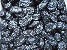 Чернослив сорт Венгерка, с косточек за кг от 165 до 170 шт. Влажность от 30 до 35%.