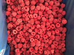 Frozen raspberry