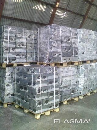 Peat briquettes for heating (domestic and industrial usage)
