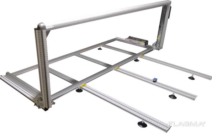 Stroj na řezání polystyrenové pěny s proměnným úhlem "Trimmer-400 PL"