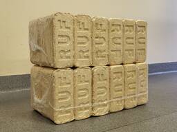 Dřevěné brikety (z borovice a smrku) – velkoobchodní prodej po celé Evropě